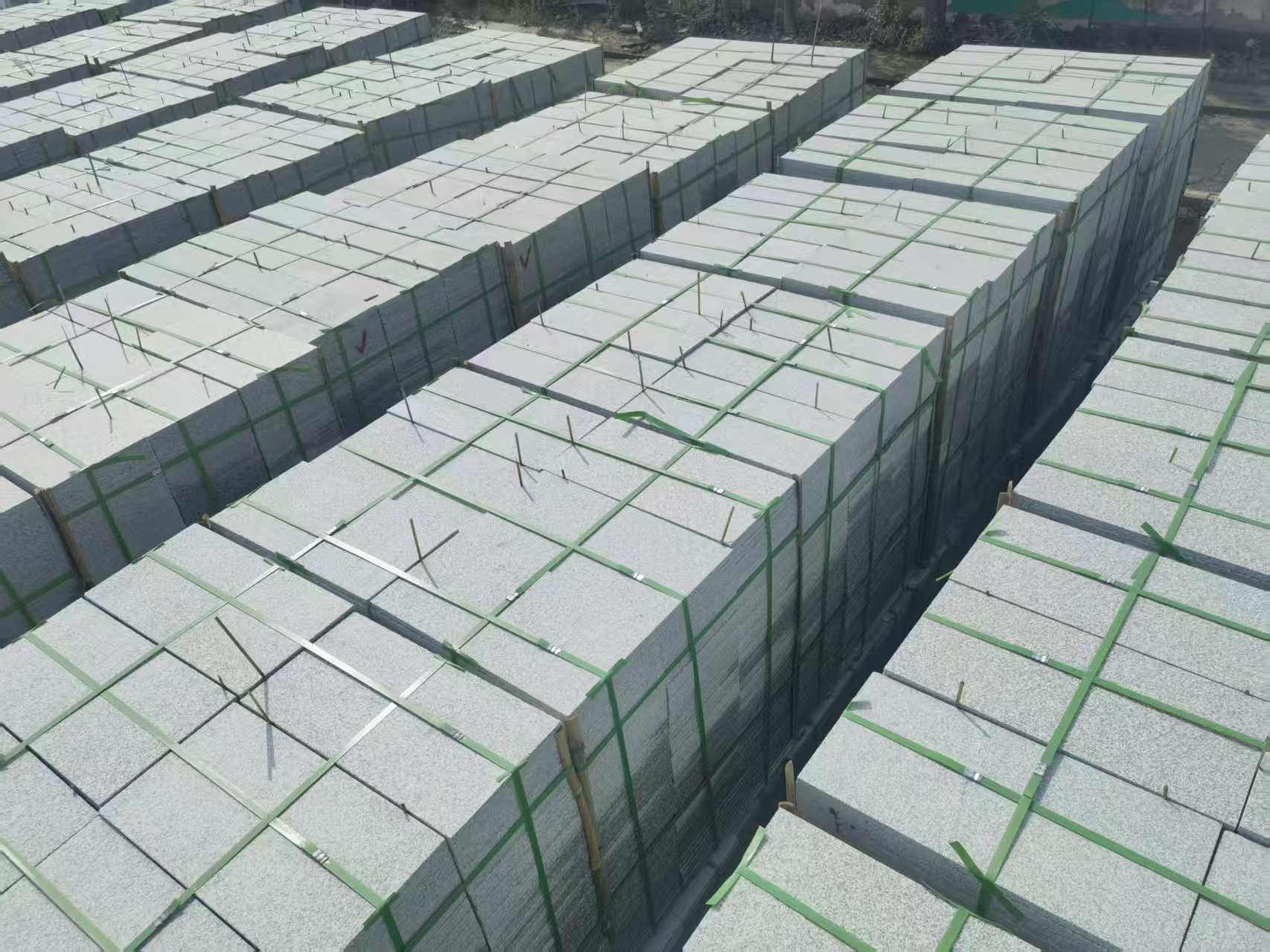 甘肃 芝麻白1.8公分火烧300*600地铺，清仓大甩卖