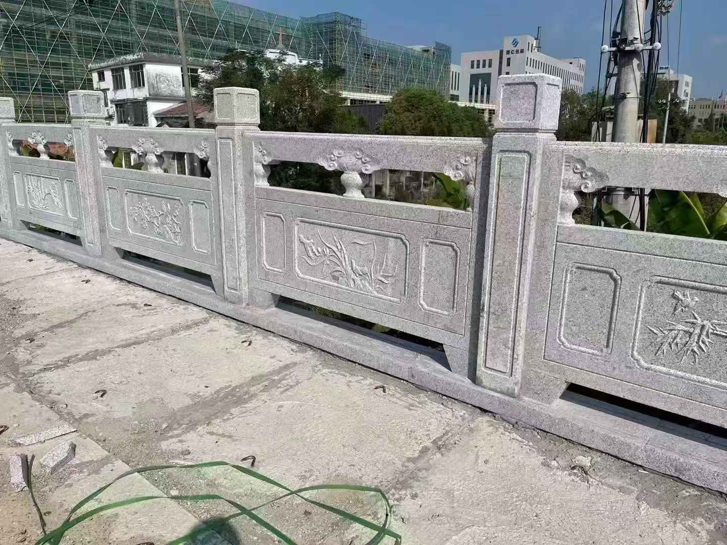 甘肃 芝麻白栏杆