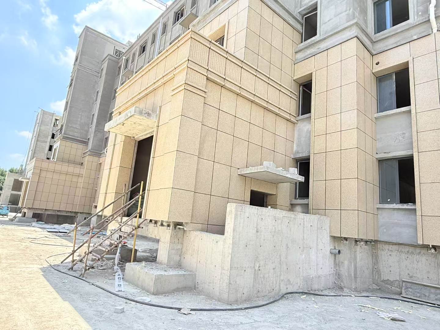 甘肃 黄金麻干挂，工地实拍