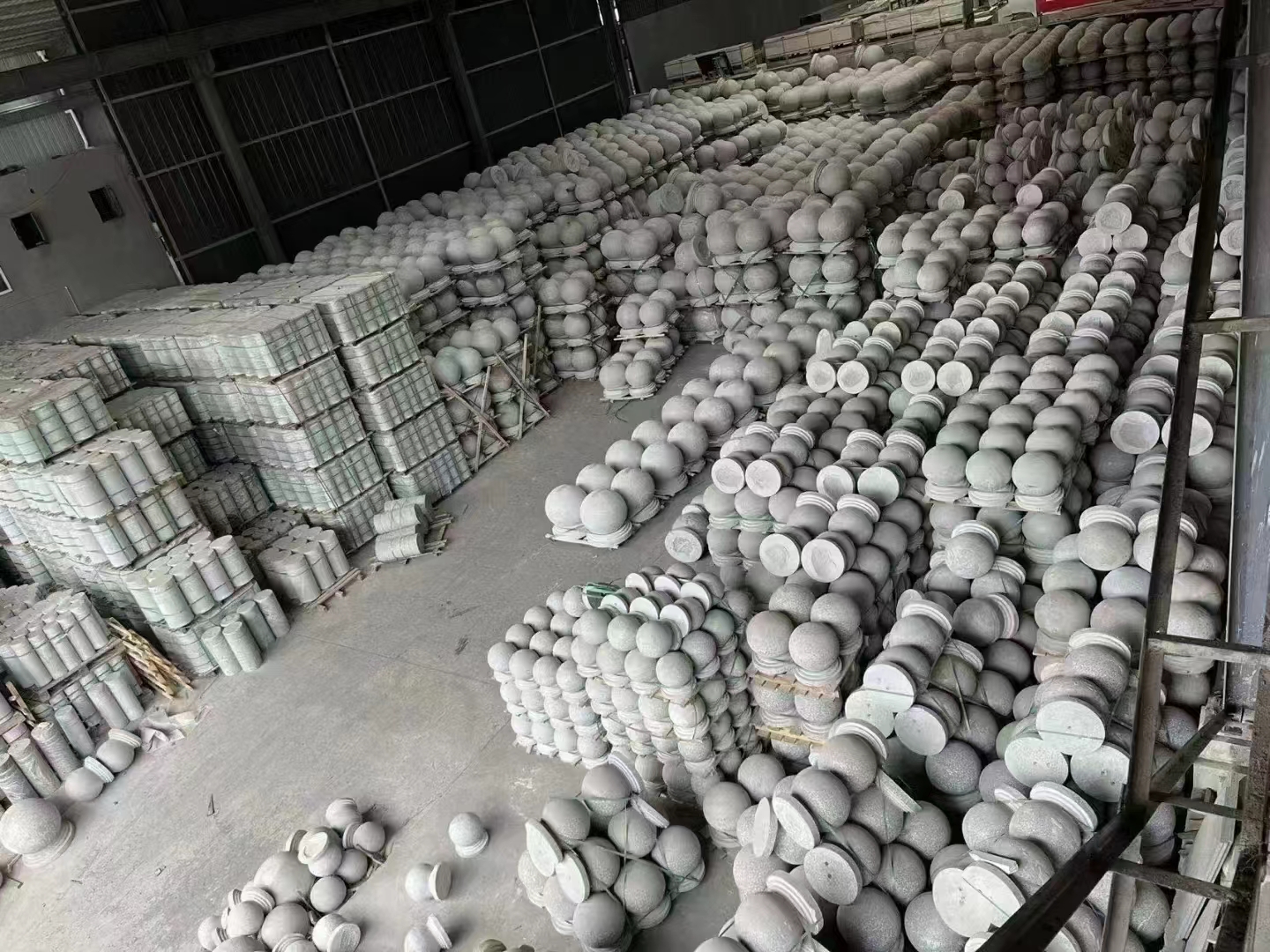 甘肃 芝麻白挡车柱